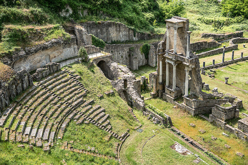 Volterra Theater, The Etruscans